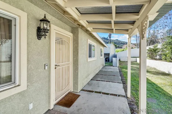8420 Winter Gardens Blvd, Lakeside, California 92040