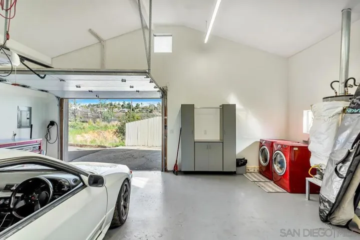8420 Winter Gardens Blvd, Lakeside, California 92040