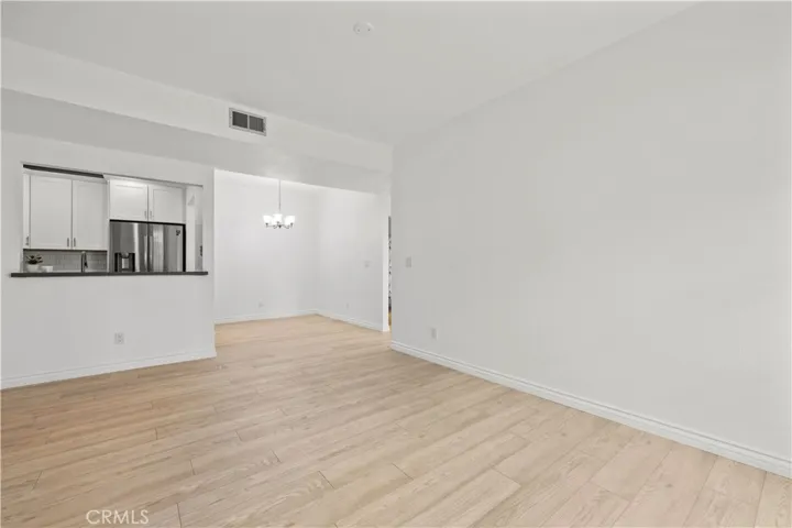 23921 Del Monte Drive 43, Valencia, California 91355