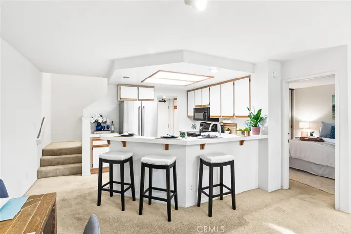 6 Corsica Drive, Newport Beach, California 92660