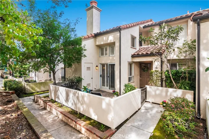 6 Corsica Drive, Newport Beach, California 92660