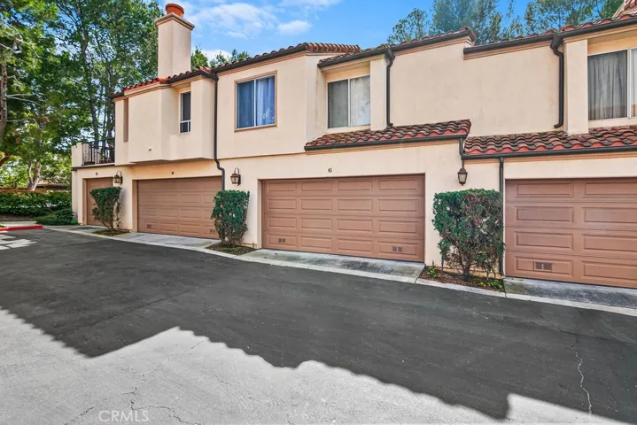 6 Corsica Drive, Newport Beach, California 92660