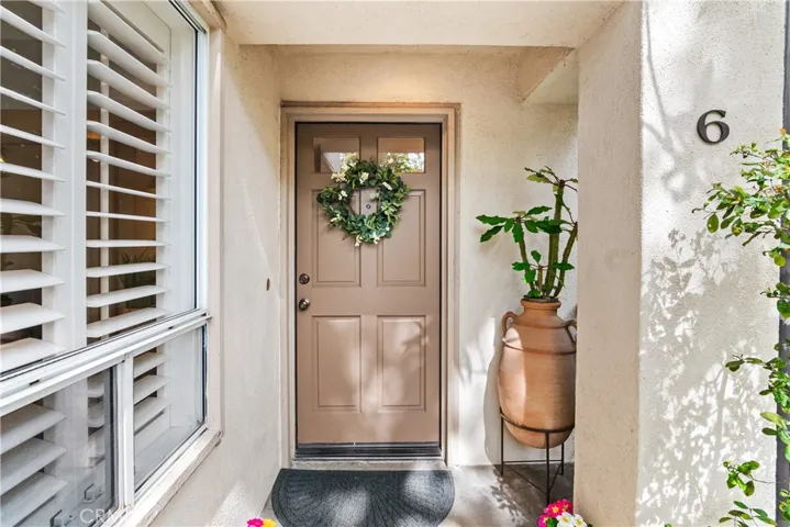 6 Corsica Drive, Newport Beach, California 92660