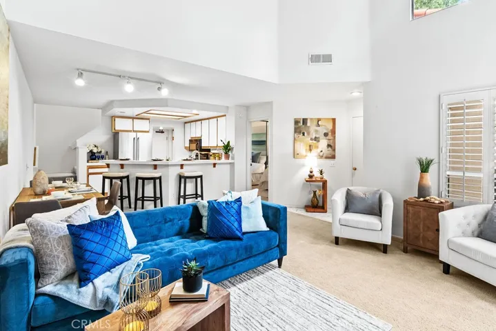6 Corsica Drive, Newport Beach, California 92660