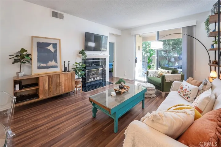 25847 Mcbean 24, Valencia, California 91355