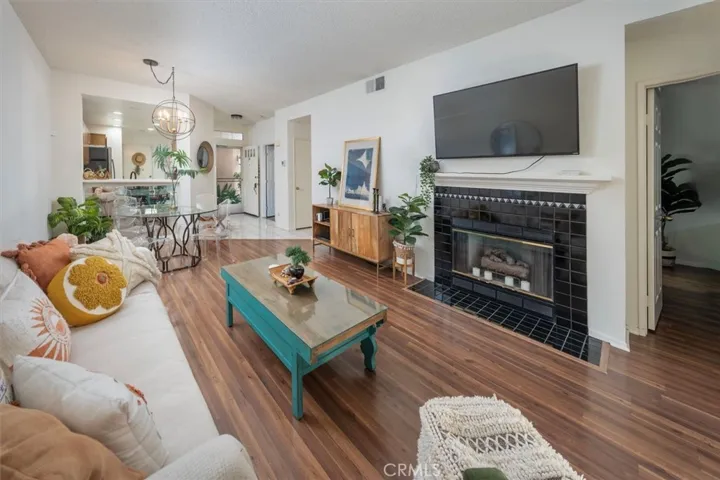 25847 Mcbean 24, Valencia, California 91355