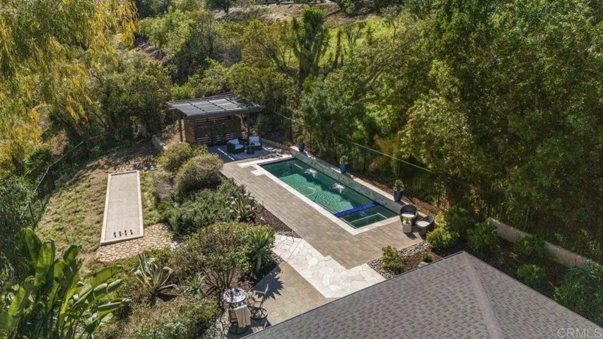 639 Valley Drive, Vista, California 92084