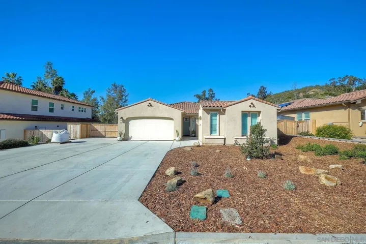 9252 Old Farmhouse Rd, Lakeside, California 92040