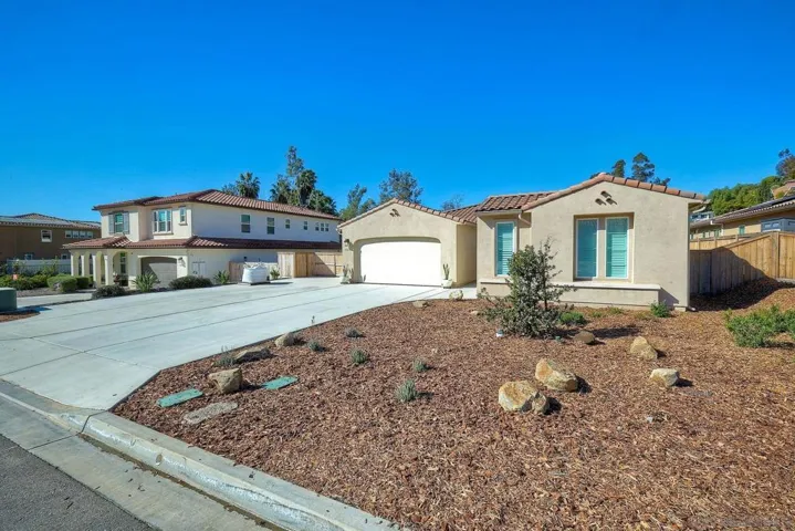 9252 Old Farmhouse Rd, Lakeside, California 92040