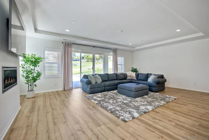 9252 Old Farmhouse Rd, Lakeside, California 92040