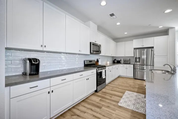 9252 Old Farmhouse Rd, Lakeside, California 92040