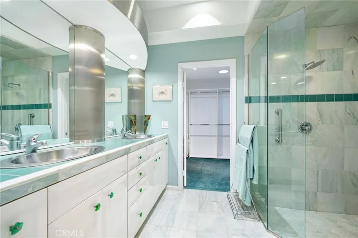 Primary Ensuite | Walk In Closet