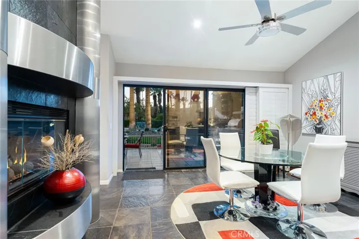 67 Laredo Lane, Palm Desert, California 92211