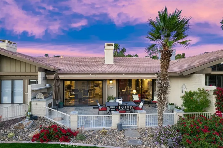 67 Laredo Lane, Palm Desert, California 92211