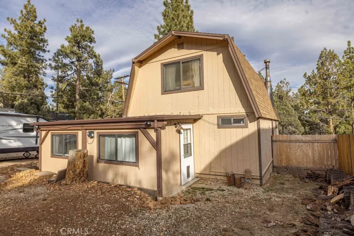 480 Spruce Lane, Sugarloaf, California 92386