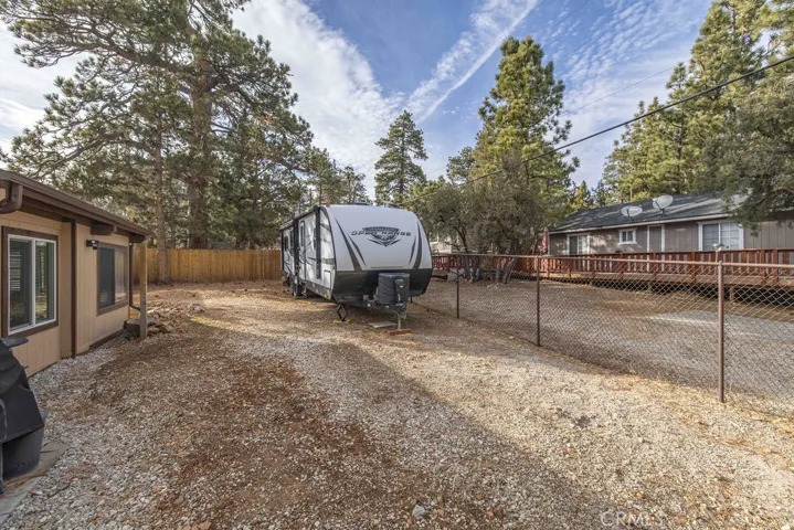 480 Spruce Lane, Sugarloaf, California 92386