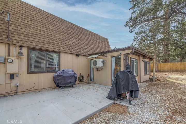 480 Spruce Lane, Sugarloaf, California 92386