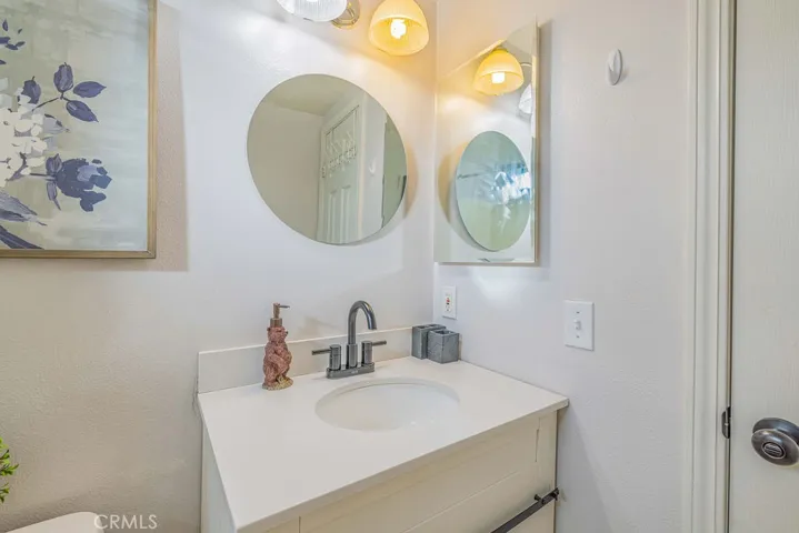 480 Spruce Lane, Sugarloaf, California 92386