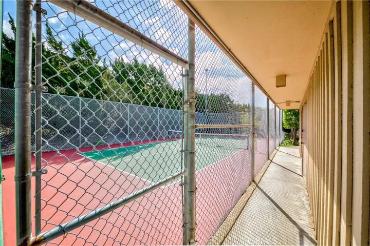 28200 Ridgefern Court, Rancho Palos Verdes, California 90275