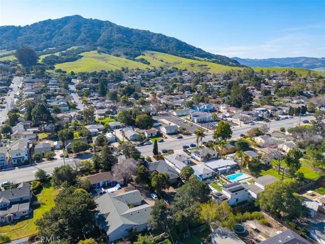 352 E Foothill Boulevard, San Luis Obispo, California 93405