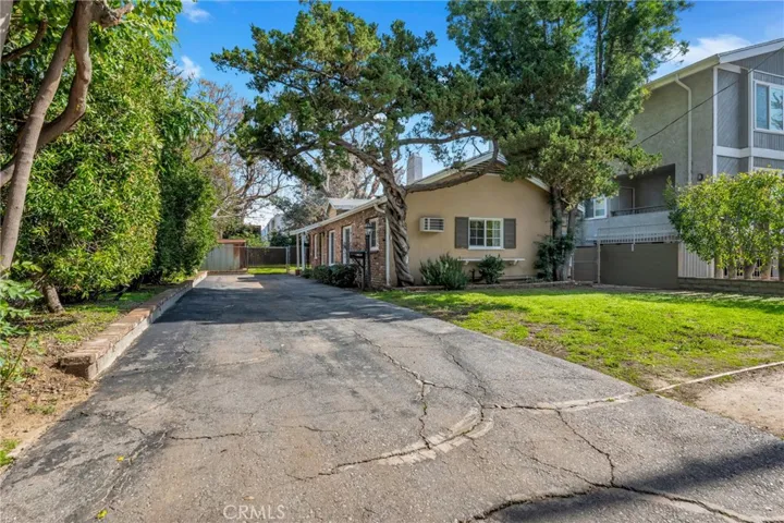 5026 Tilden Avenue, Sherman Oaks, California 91423