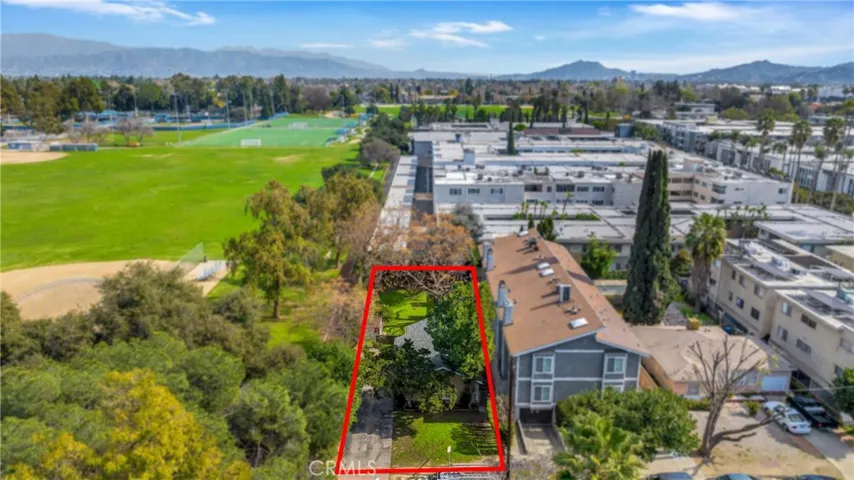 5026 Tilden Avenue, Sherman Oaks, California 91423