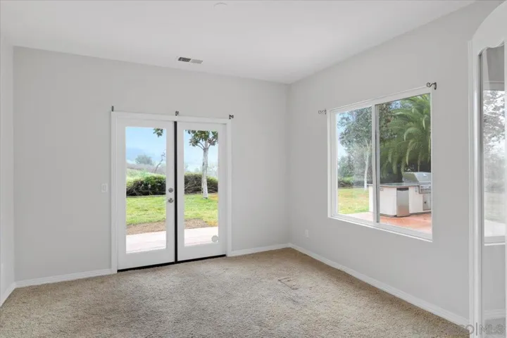 2092 Heights Court, Escondido, California 92027