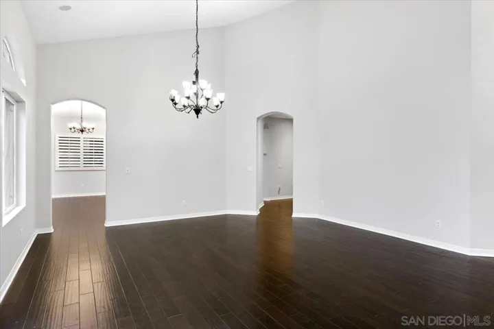 2092 Heights Court, Escondido, California 92027