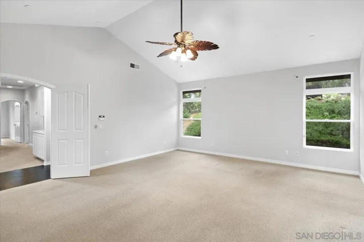2092 Heights Court, Escondido, California 92027