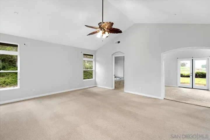 2092 Heights Court, Escondido, California 92027