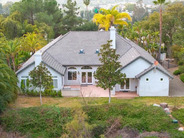 2092 Heights Court, Escondido, California 92027