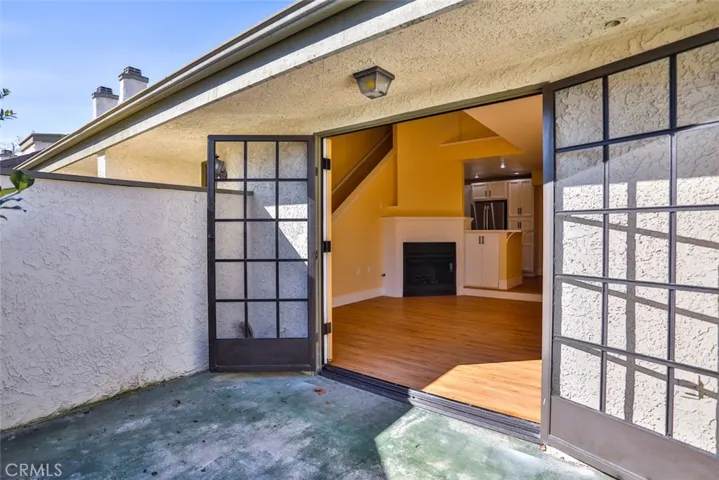 982 W Arrow D, Upland, California 91786