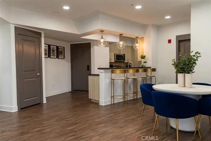 24535 Town Center Drive 6104, Valencia, California 91355
