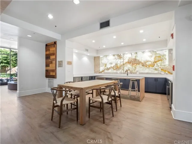24535 Town Center Drive 6104, Valencia, California 91355