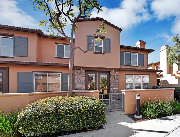 28 Moonstone, Irvine, California 92602