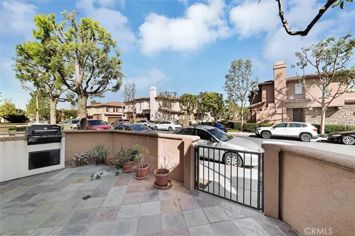 28 Moonstone, Irvine, California 92602