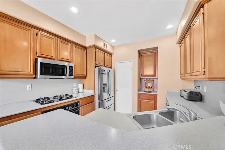 28 Moonstone, Irvine, California 92602