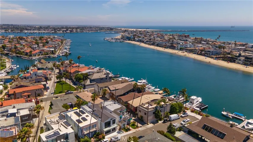 12 Palermo Walk, Long Beach, California 90803