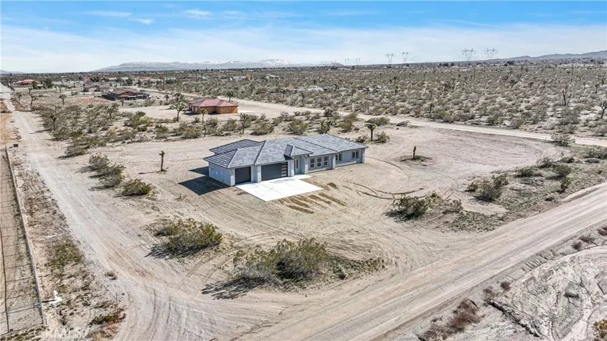13025 Pionero Road, Pinon Hills, California 92372