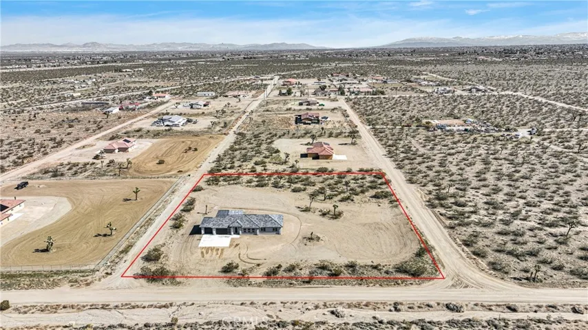 13025 Pionero Road, Pinon Hills, California 92372