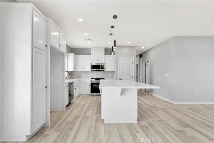 13025 Pionero Road, Pinon Hills, California 92372