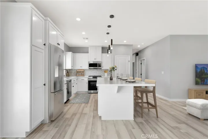 13025 Pionero Road, Pinon Hills, California 92372