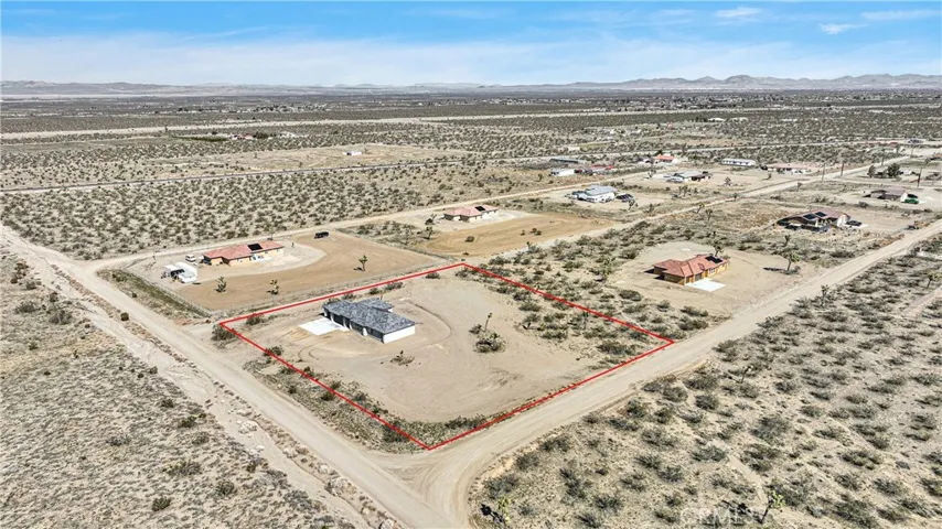 13025 Pionero Road, Pinon Hills, California 92372