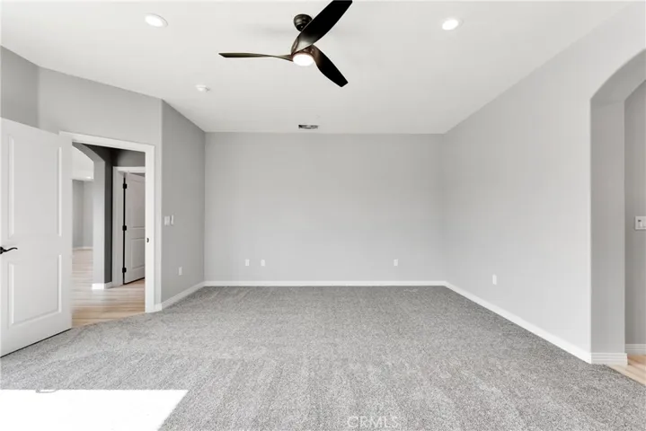 13025 Pionero Road, Pinon Hills, California 92372