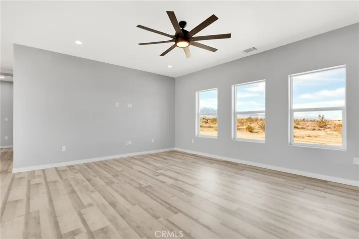 13025 Pionero Road, Pinon Hills, California 92372