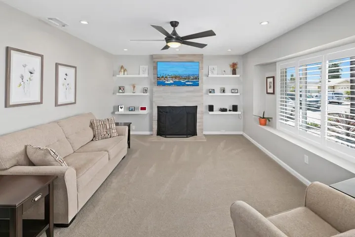 10033 Woodpark Drive, Santee, California 92071