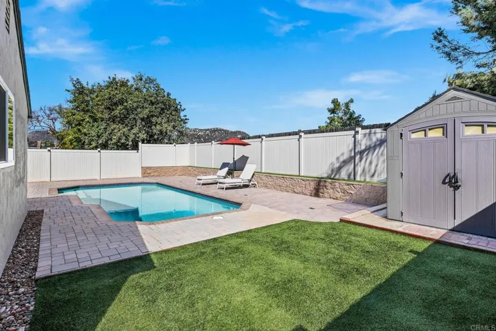 10033 Woodpark Drive, Santee, California 92071