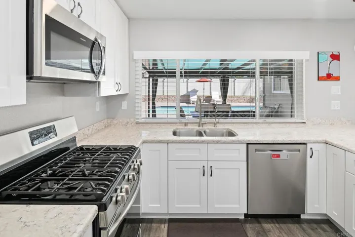 10033 Woodpark Drive, Santee, California 92071