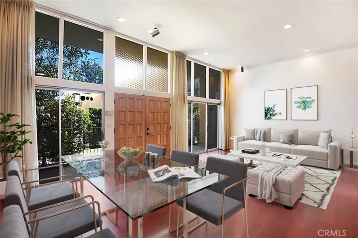 5427 Yarmouth Avenue, Encino, California 91316