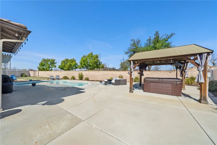 34555 Wintersweet Lane, Winchester, California 92596